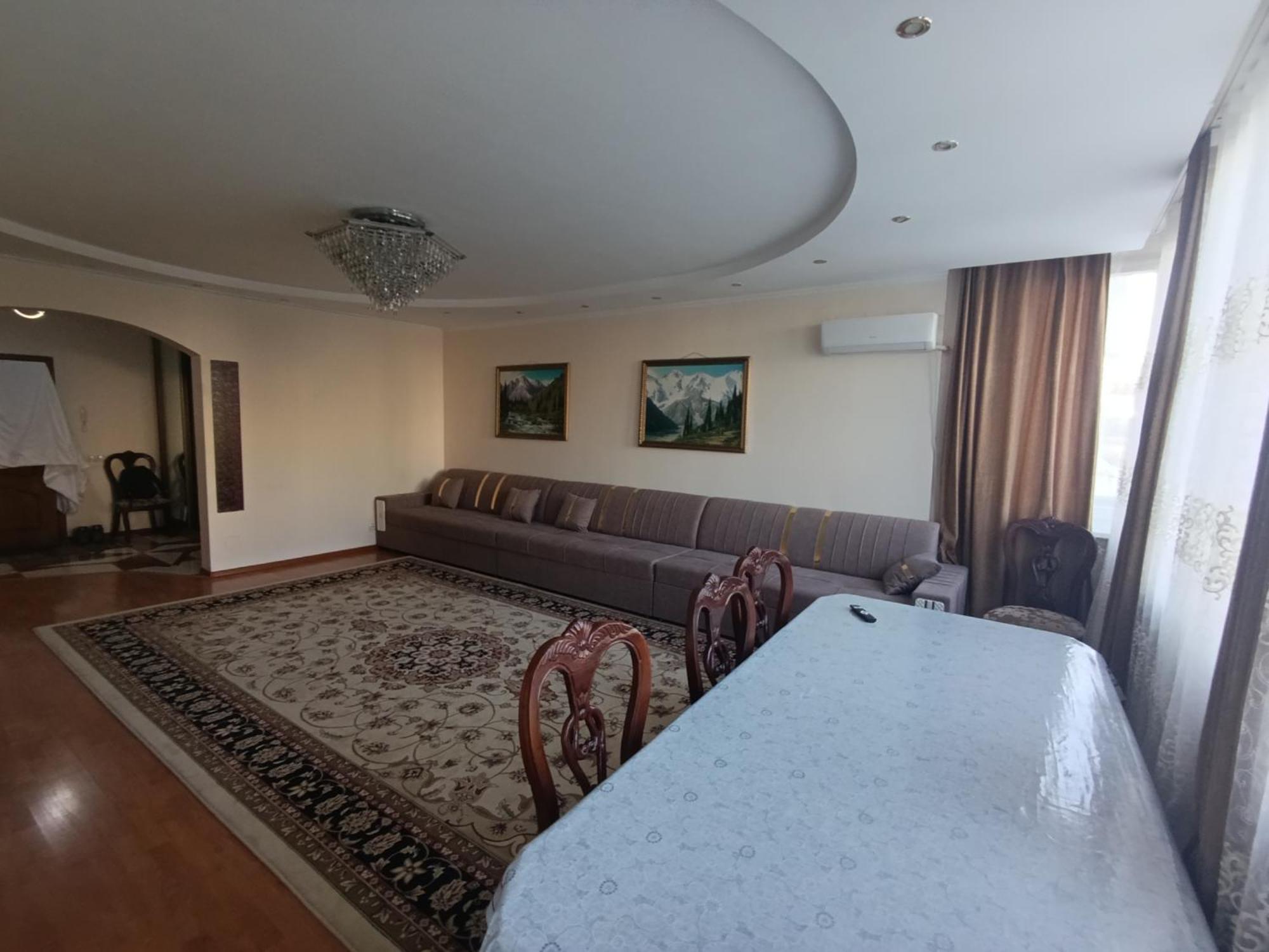 Улица Гоголя 2 Апартаменты 180 Метров Almaty Exterior photo